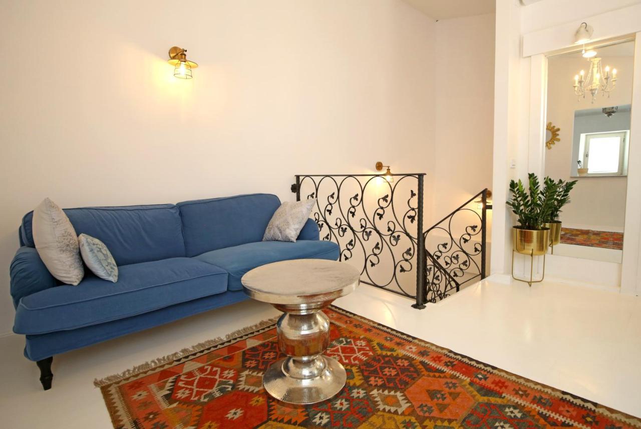 Swan City Apartment & Room Sibenik Bagian luar foto